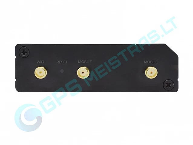 2 x SMA for LTE, 1 x RP-SMA
