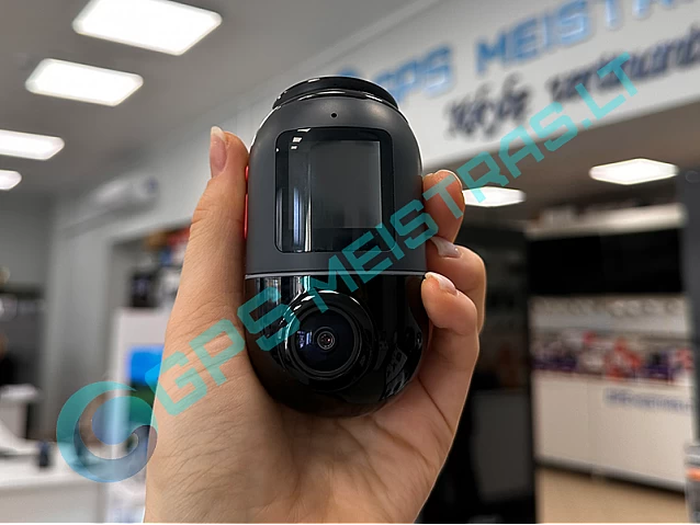 0mai Dash Cam X200 64 gb vaizdo registratorius